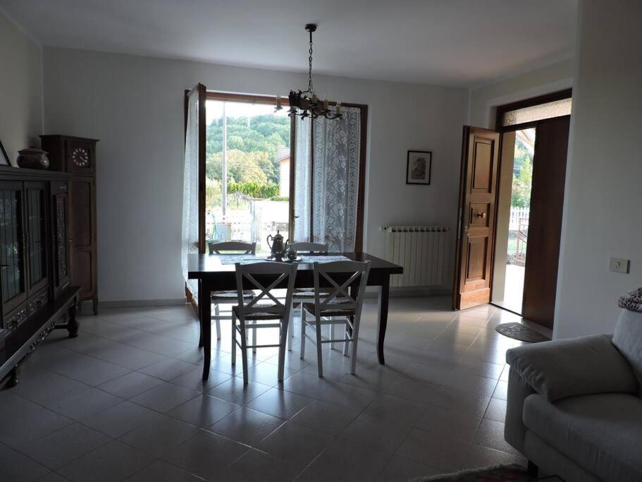 Casa Vacanze La Cicala Pontremoli Exterior photo
