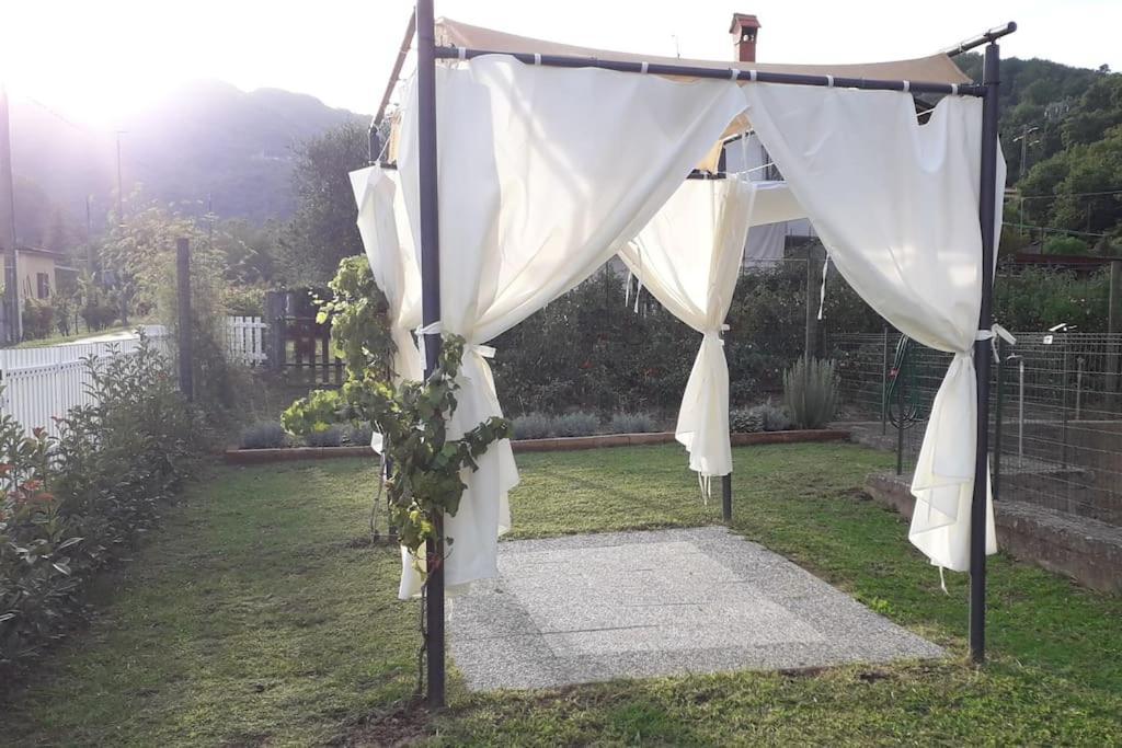 Casa Vacanze La Cicala Pontremoli Exterior photo